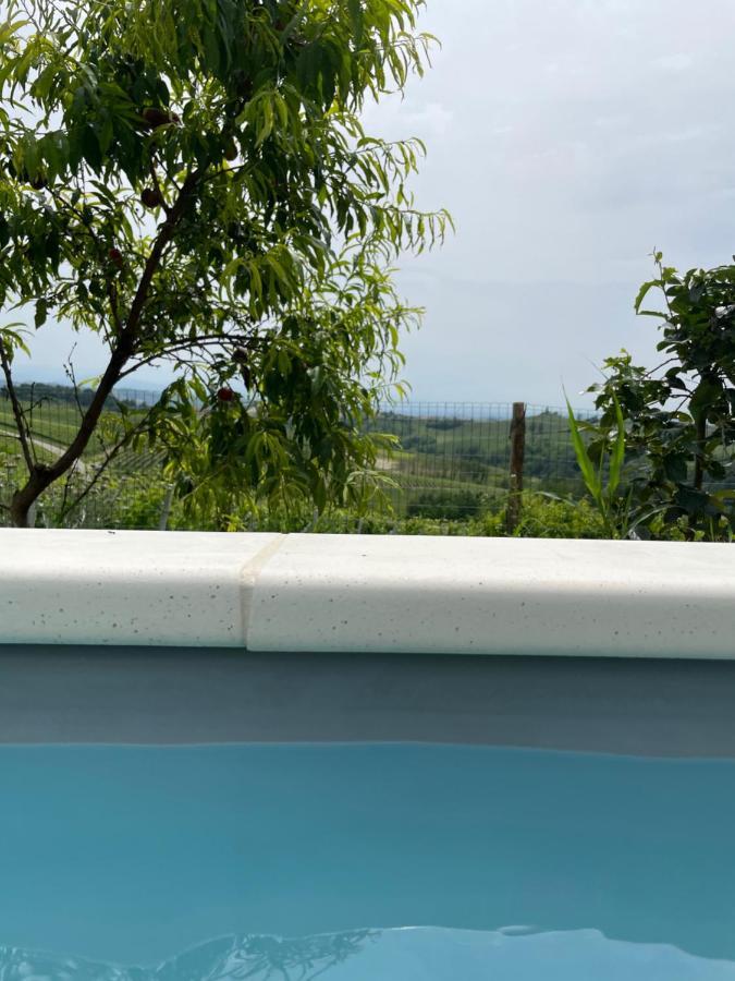 Agriturismo La Ca Veja Monforte D'Alba Ngoại thất bức ảnh