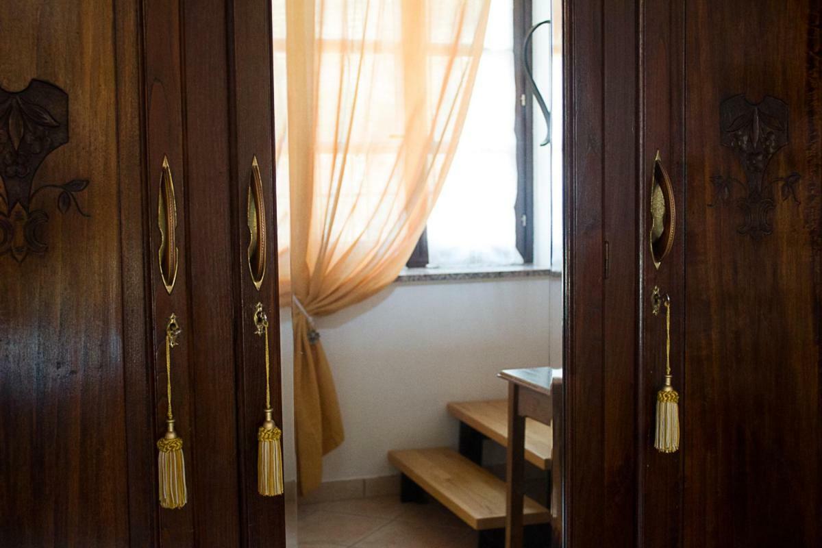 Agriturismo La Ca Veja Monforte D'Alba Ngoại thất bức ảnh